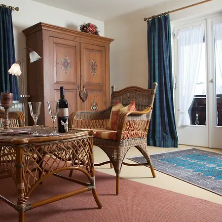 Апартаменты Gastehaus Kuhn