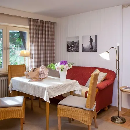 Gastehaus Kuhn Apartment Obermaiselstein